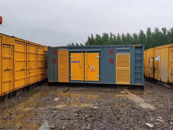 井陉柴油发电机如何判断干式空气滤清器是否需要更换？